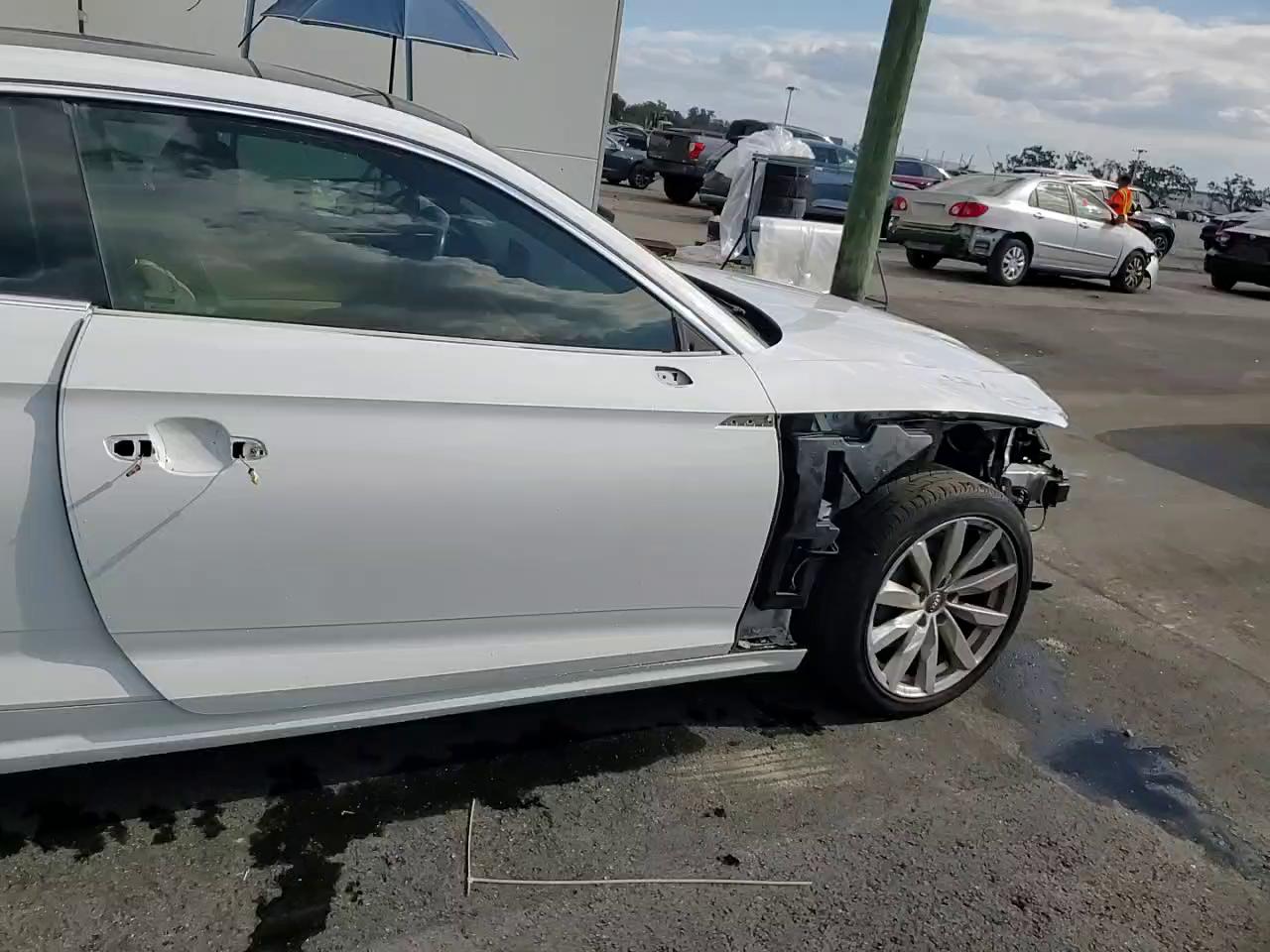 Фото: WAUPNAF51JA031016