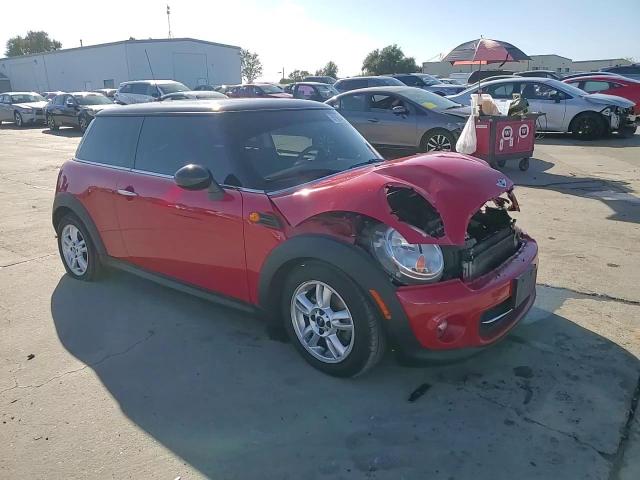 2013 Mini Cooper VIN: WMWSU3C56DT682535 Lot: 91654415