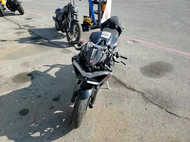 2024 Ducati Panigale V2 VIN: ZDMHAATW2RB014588 Lot: 90919945