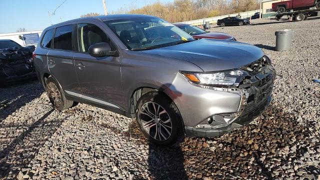 2018 Mitsubishi Outlander Se VIN: JA4AZ3A31JZ058128 Lot: 92112545