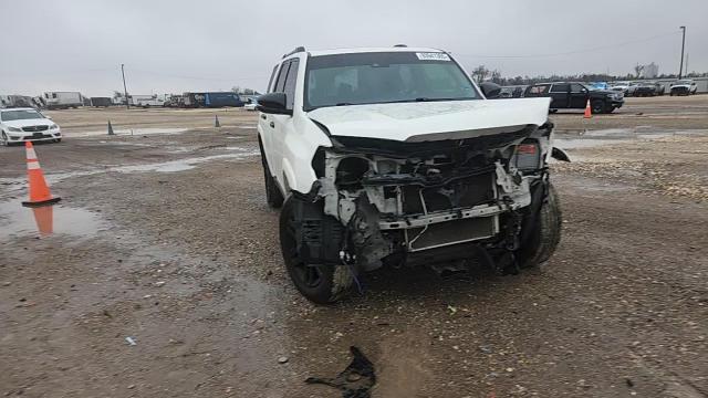 2020 Toyota 4Runner Sr5/Sr5 Premium VIN: JTEBU5JR4L5778408 Lot: 93941365