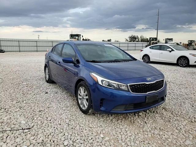 2017 Kia Forte Lx VIN: 3KPFL4A77HE152557 Lot: 94064105