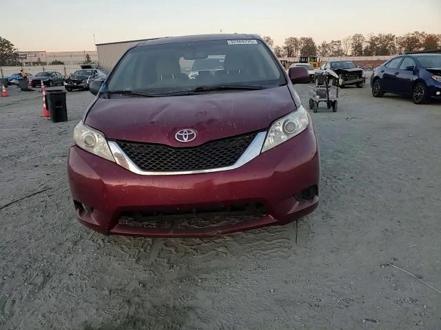 2015 Toyota Sienna Le VIN: 5TDKK3DC7FS685452 Lot: 92469725