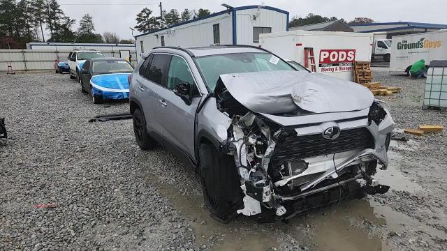 2022 Toyota Rav4 Xle VIN: 2T3W1RFV3NC205234 Lot: 94188135