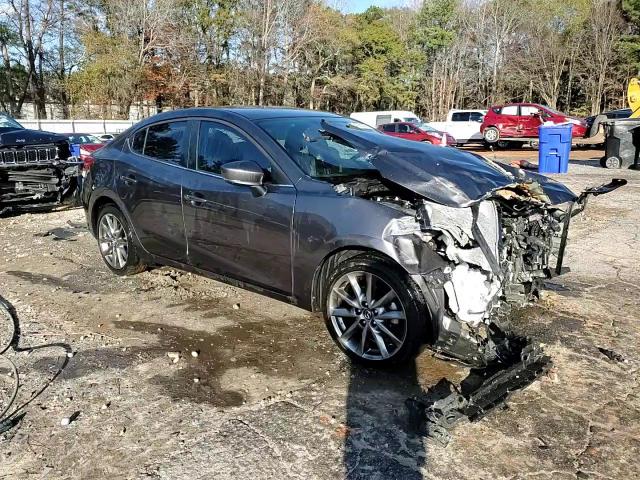 2018 Mazda 3 Touring VIN: 3MZBN1V37JM228043 Lot: 94362005
