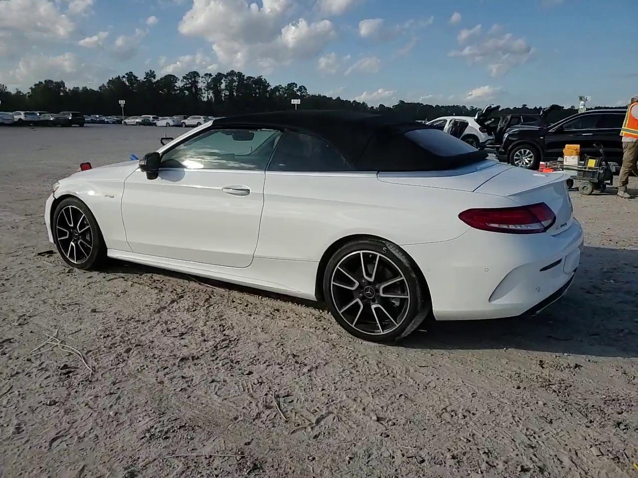 Фото: WDDWK6EB3HF508110