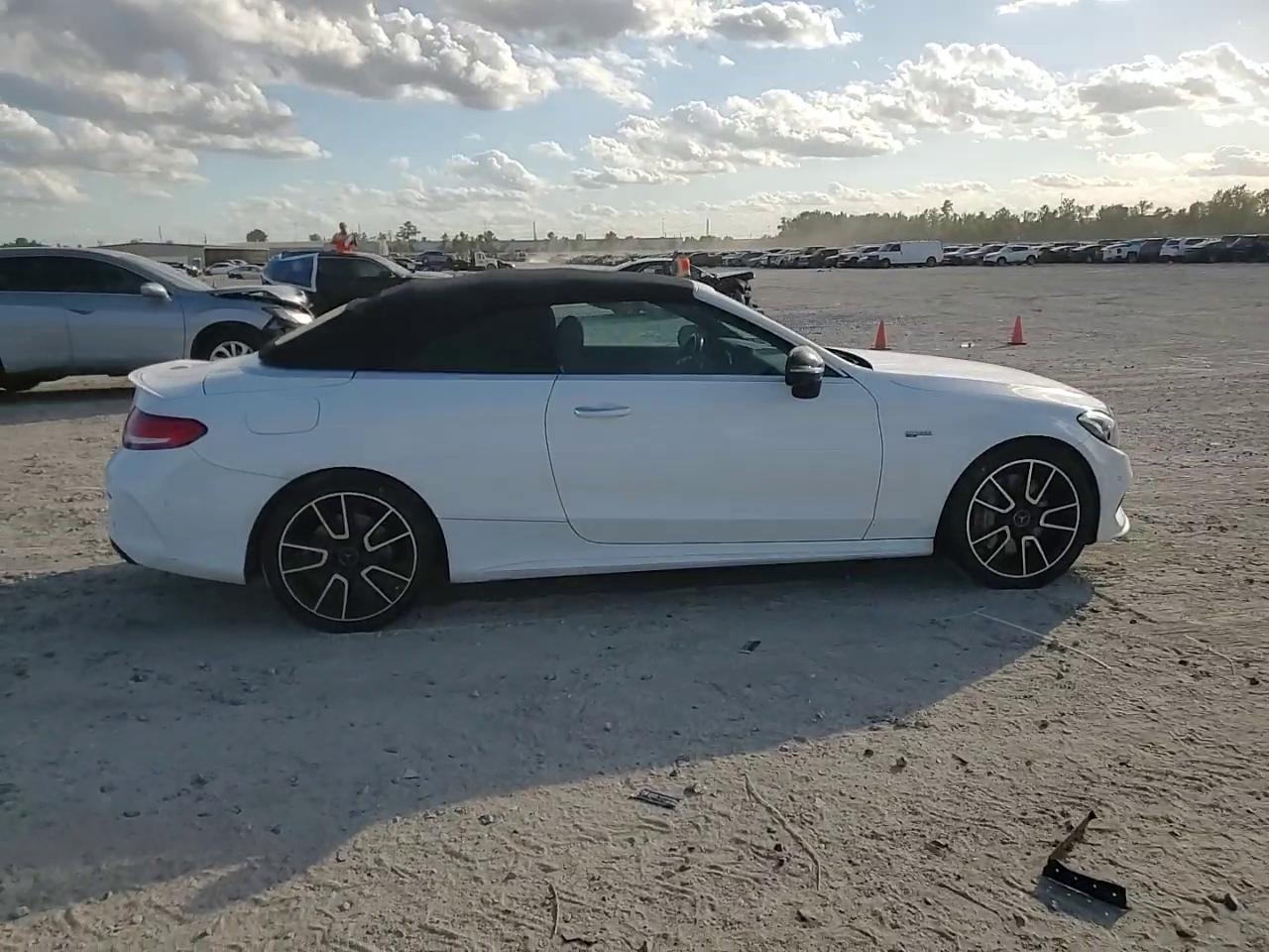 Фото: WDDWK6EB3HF508110