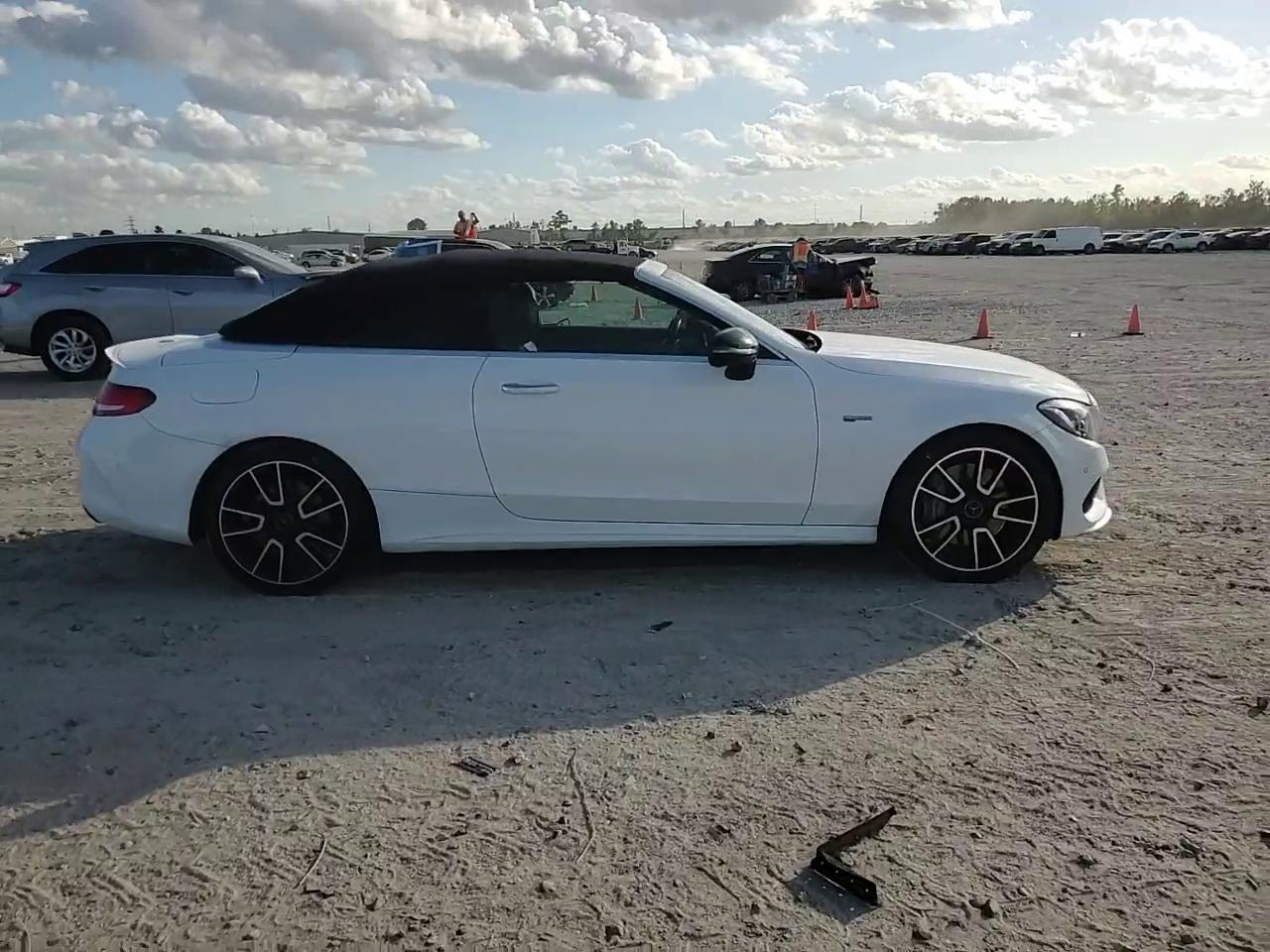 Фото: WDDWK6EB3HF508110