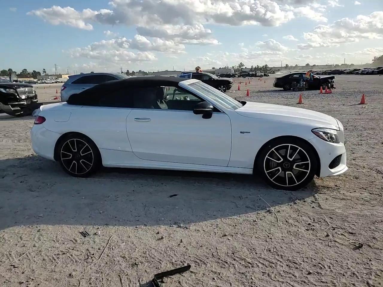 Фото: WDDWK6EB3HF508110