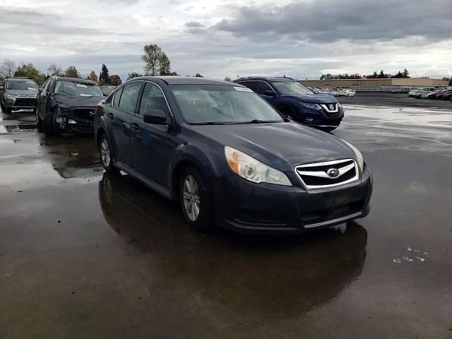 2010 Subaru Legacy 2.5I Premium VIN: 4S3BMBC60A3225933 Lot: 91704585