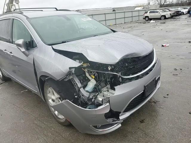 2017 Chrysler Pacifica Touring L VIN: 2C4RC1BG2HR810018 Lot: 93346265