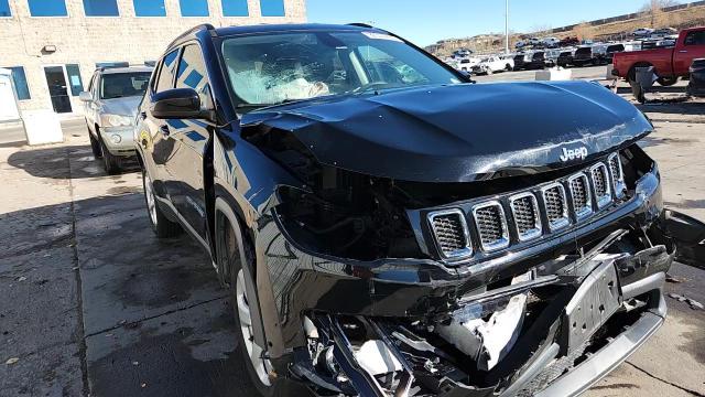 2018 Jeep Compass Latitude VIN: 3C4NJDBB1JT239120 Lot: 92514255
