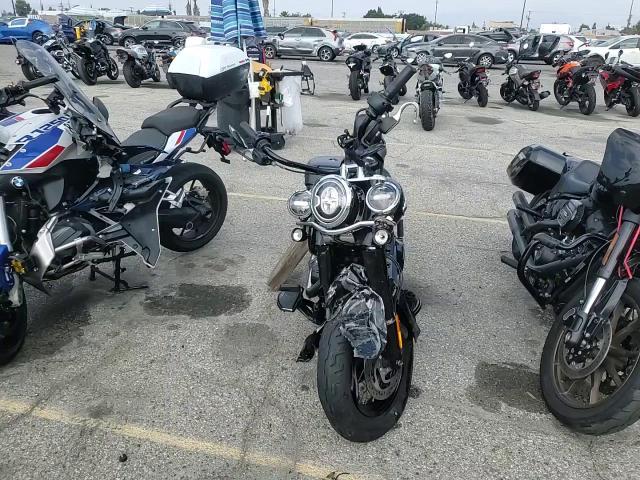 2019 Harley-Davidson Flhc VIN: 1HD1YAJ6XKB053025 Lot: 91614205