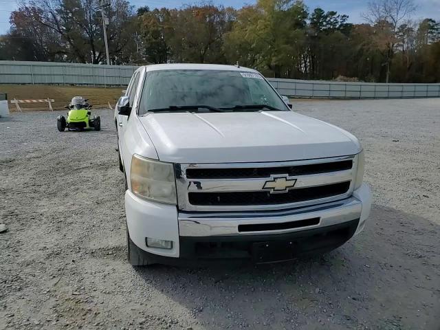 2011 Chevrolet Silverado C1500 Lt VIN: 1GCRCSE06BZ434764 Lot: 91097785