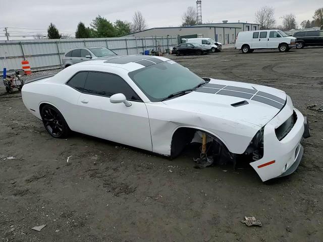 2017 Dodge Challenger Sxt VIN: 2C3CDZAG9HH640897 Lot: 92913735