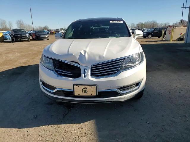 2016 Lincoln Mkx Reserve VIN: 2LMTJ8LR7GBL77338 Lot: 92259645