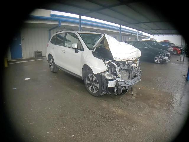 2017 Subaru Forester 2.5I Premium VIN: JF2SJAEC6HH495298 Lot: 92685425