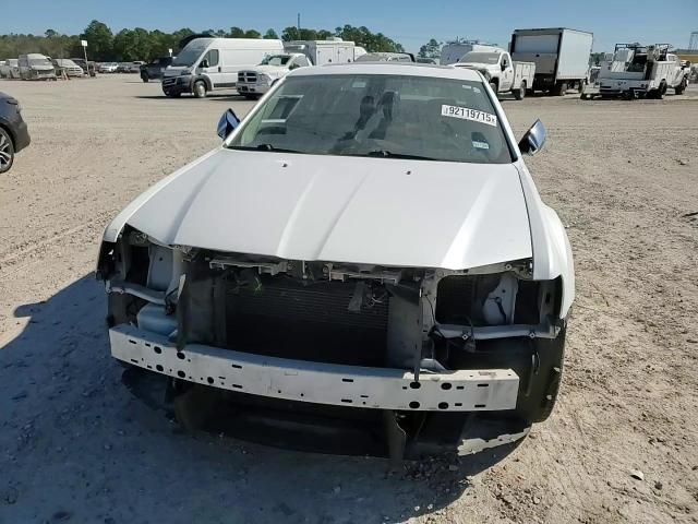 2015 Chrysler 300C VIN: 2C3CCAEGXFH846175 Lot: 92119715