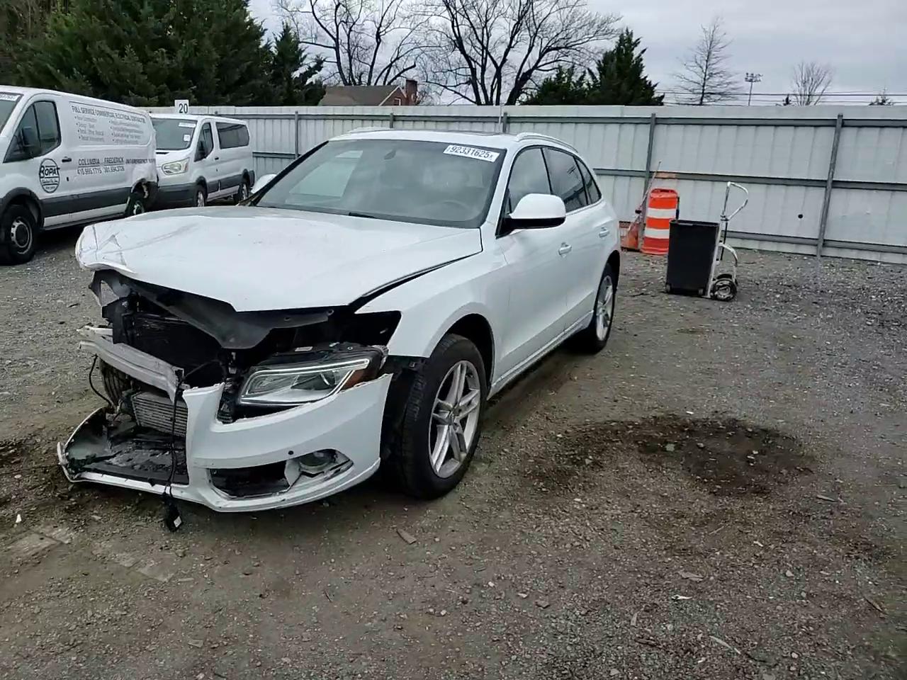 Фото: WA1C2AFP6HA078428