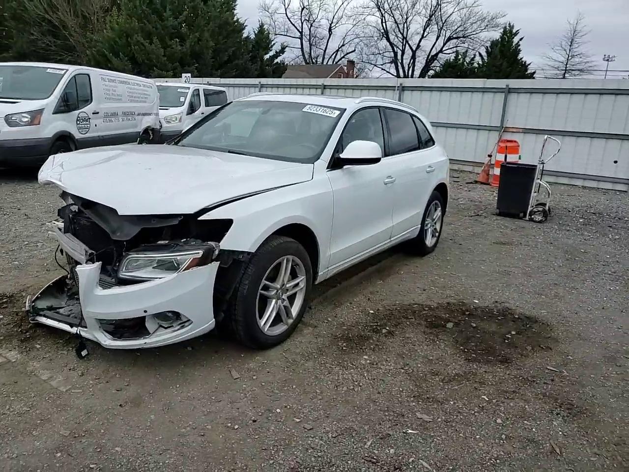 Фото: WA1C2AFP6HA078428