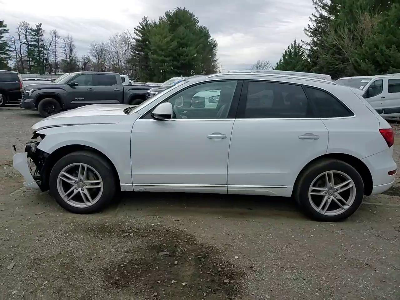 Фото: WA1C2AFP6HA078428