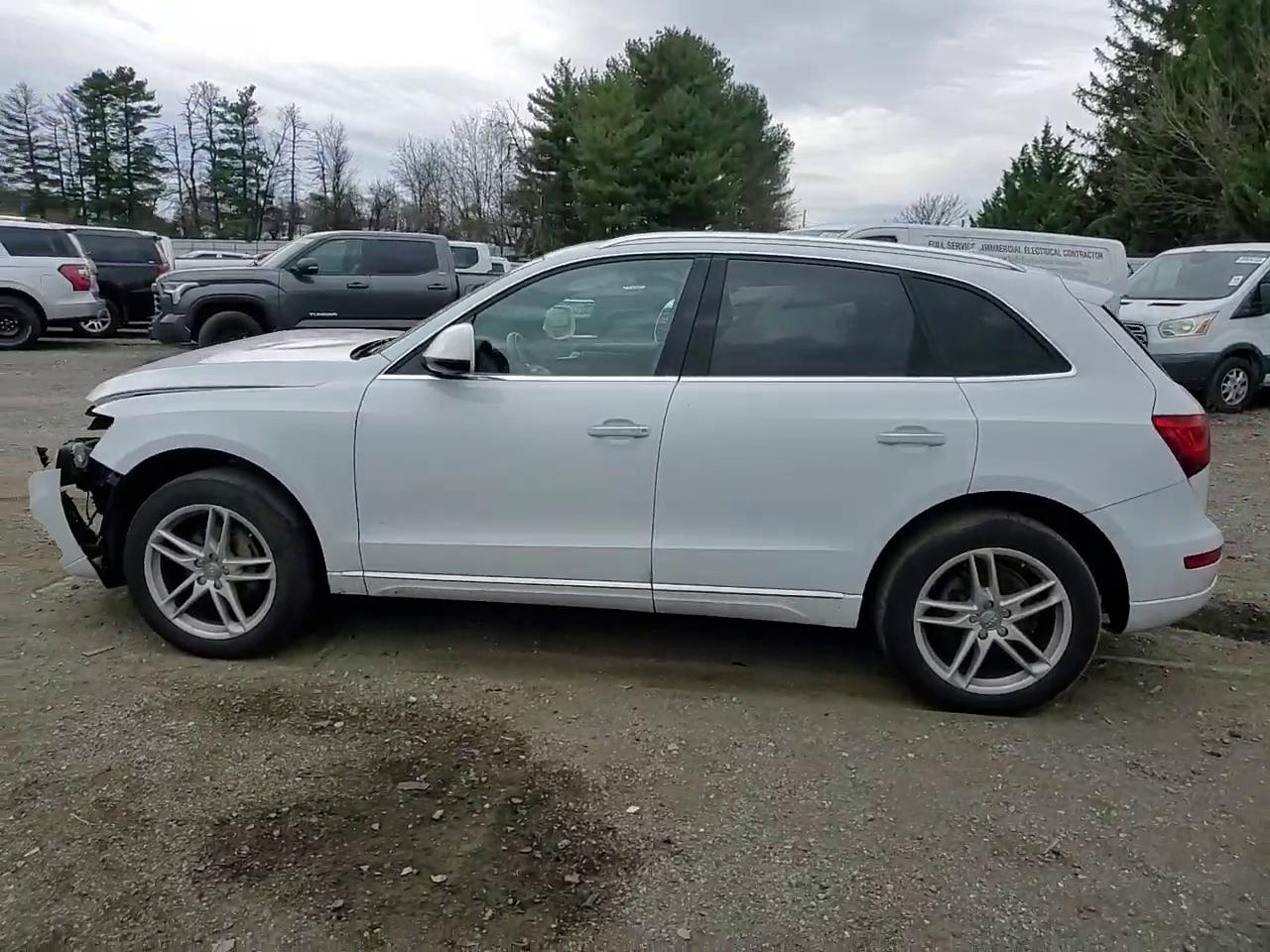 Фото: WA1C2AFP6HA078428