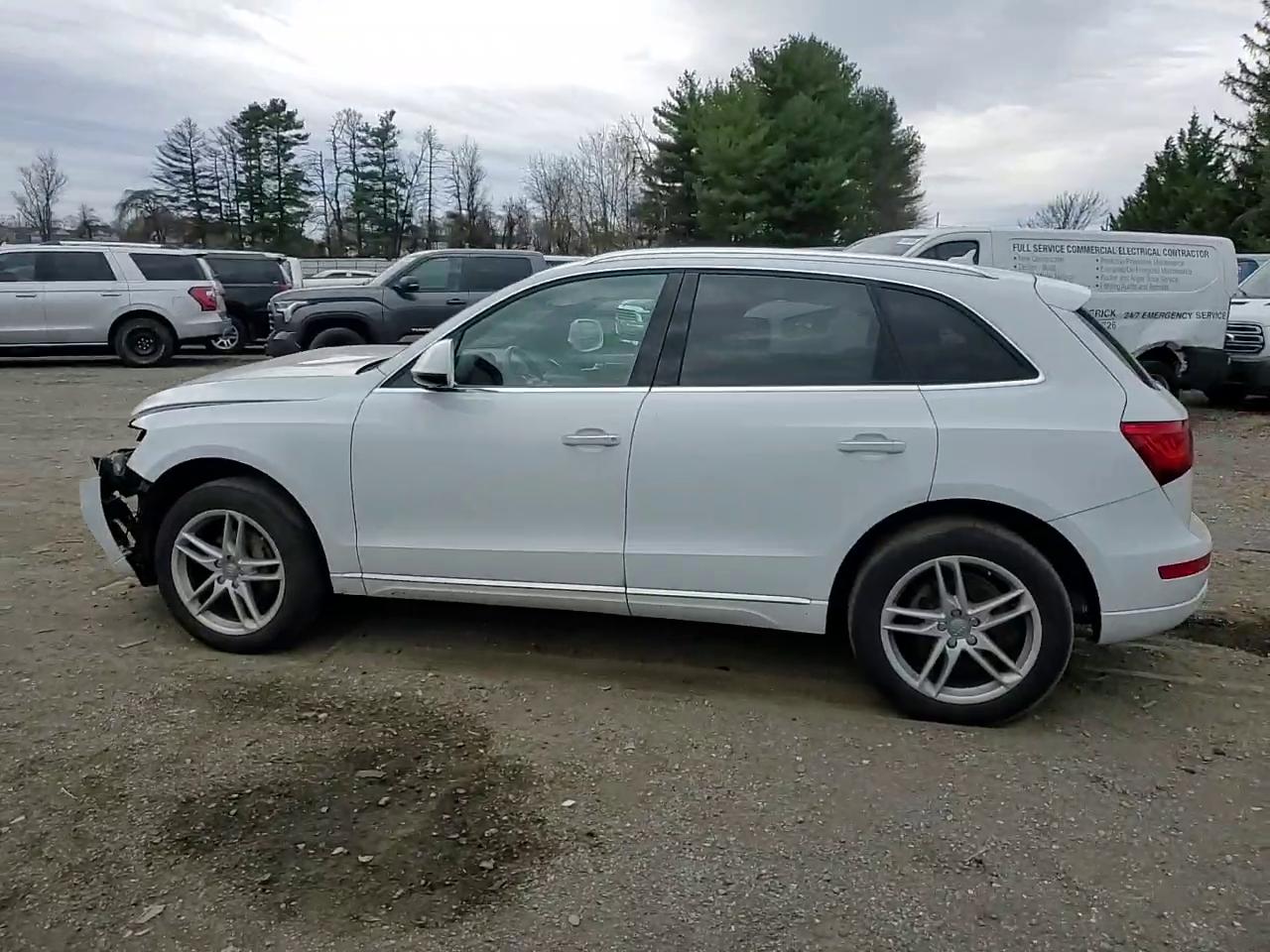 Фото: WA1C2AFP6HA078428