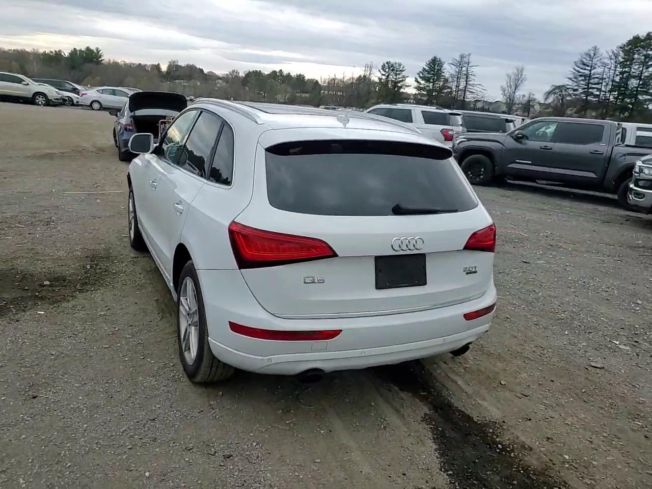 Фото: WA1C2AFP6HA078428