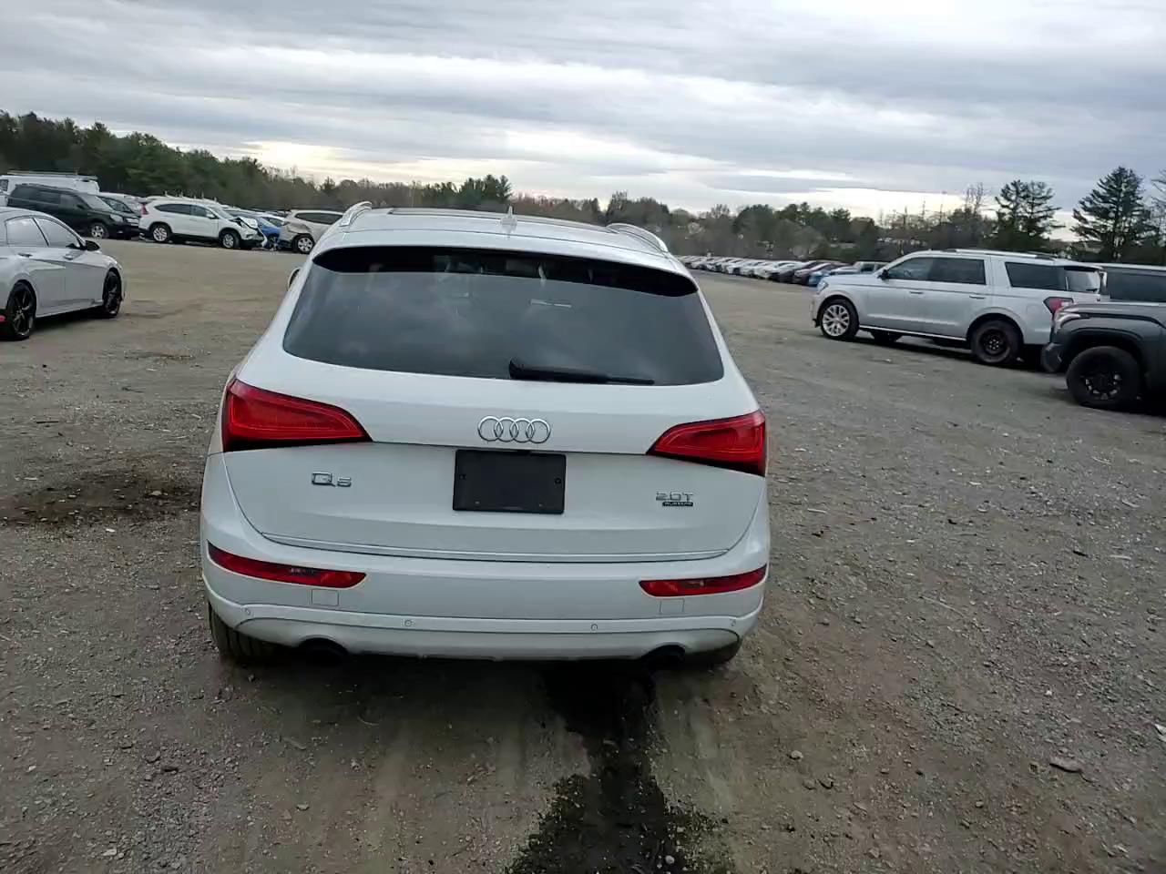 Фото: WA1C2AFP6HA078428