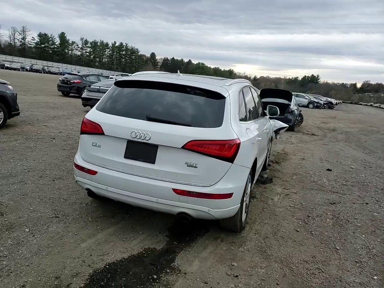 Фото: WA1C2AFP6HA078428