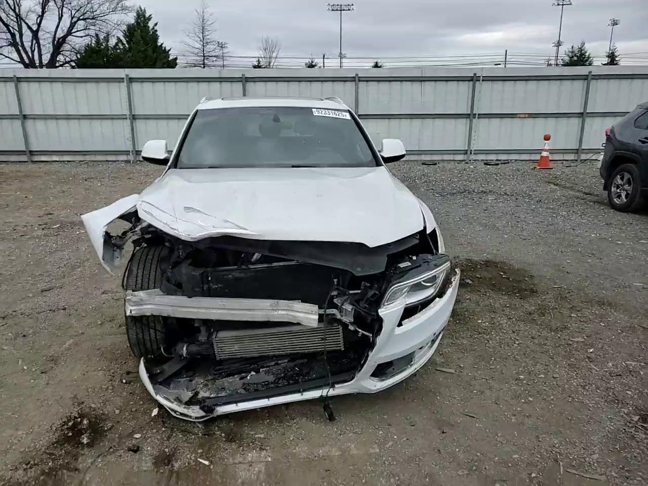 Фото: WA1C2AFP6HA078428