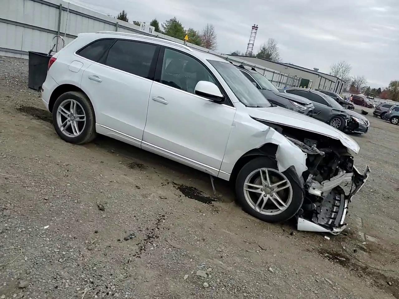 Фото: WA1C2AFP6HA078428