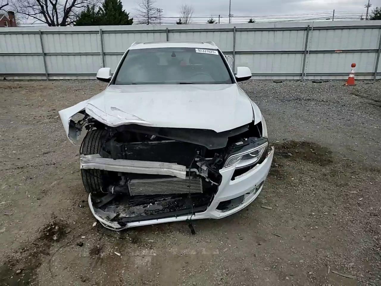 Фото: WA1C2AFP6HA078428