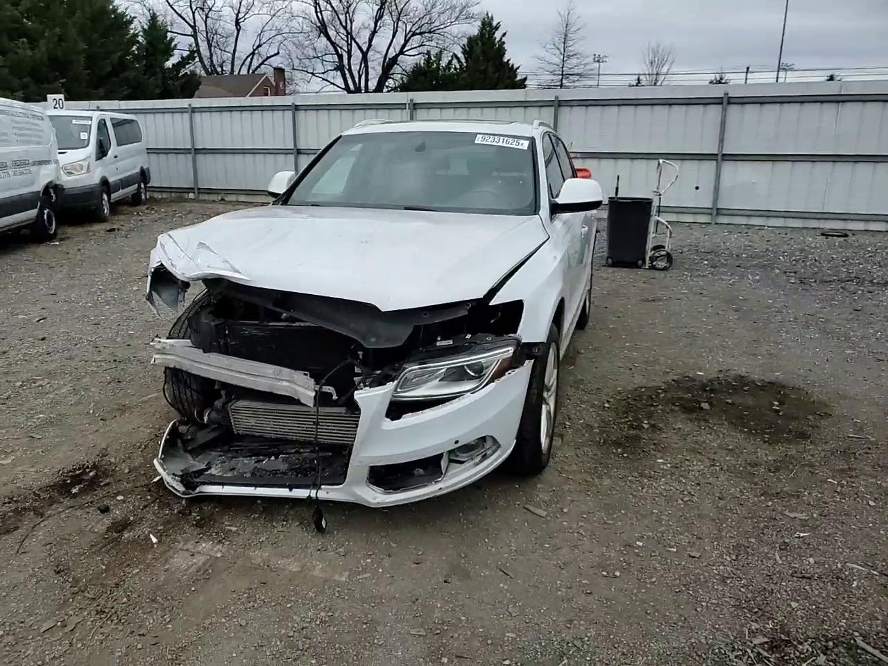 Фото: WA1C2AFP6HA078428