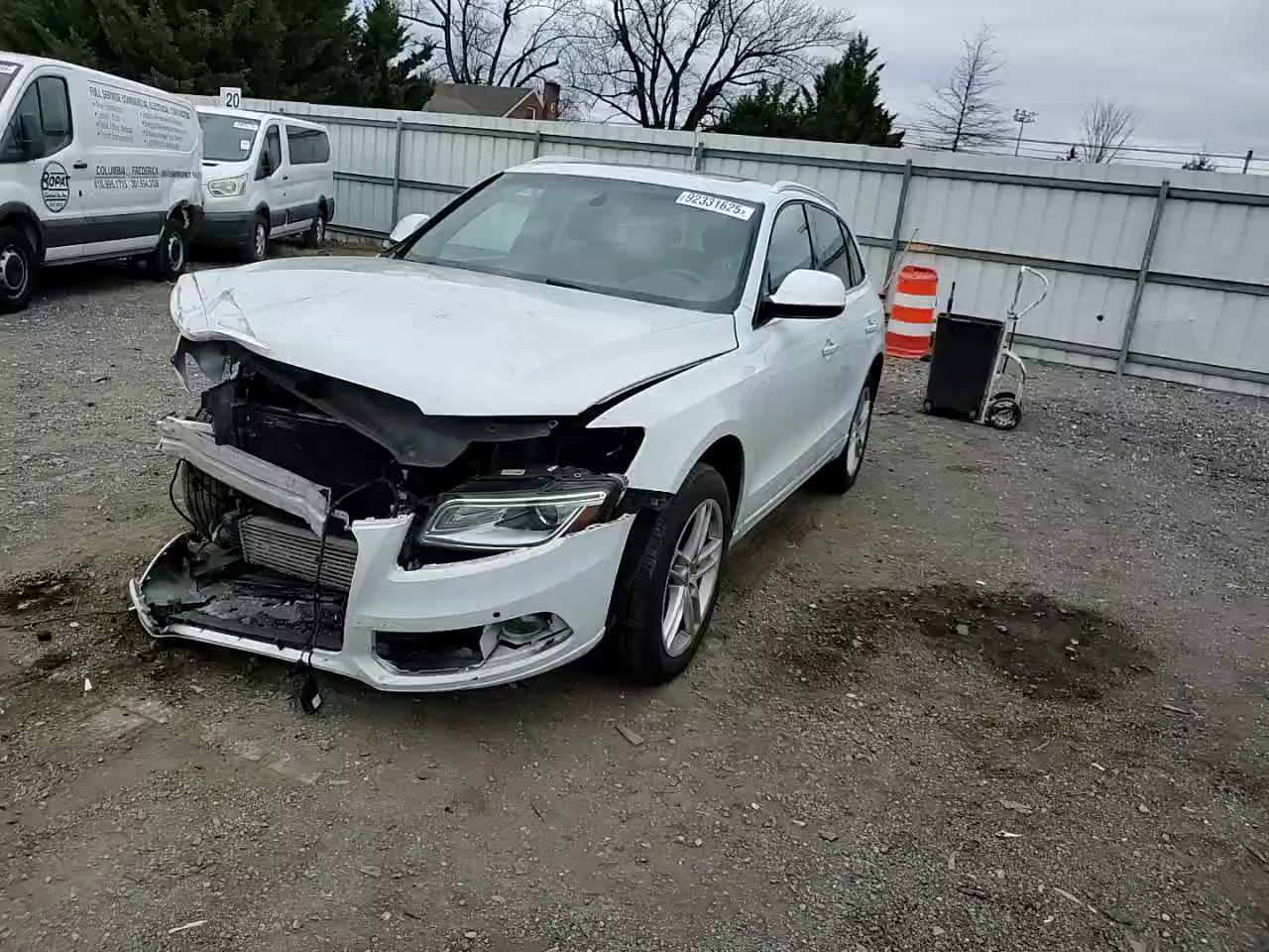 Фото: WA1C2AFP6HA078428