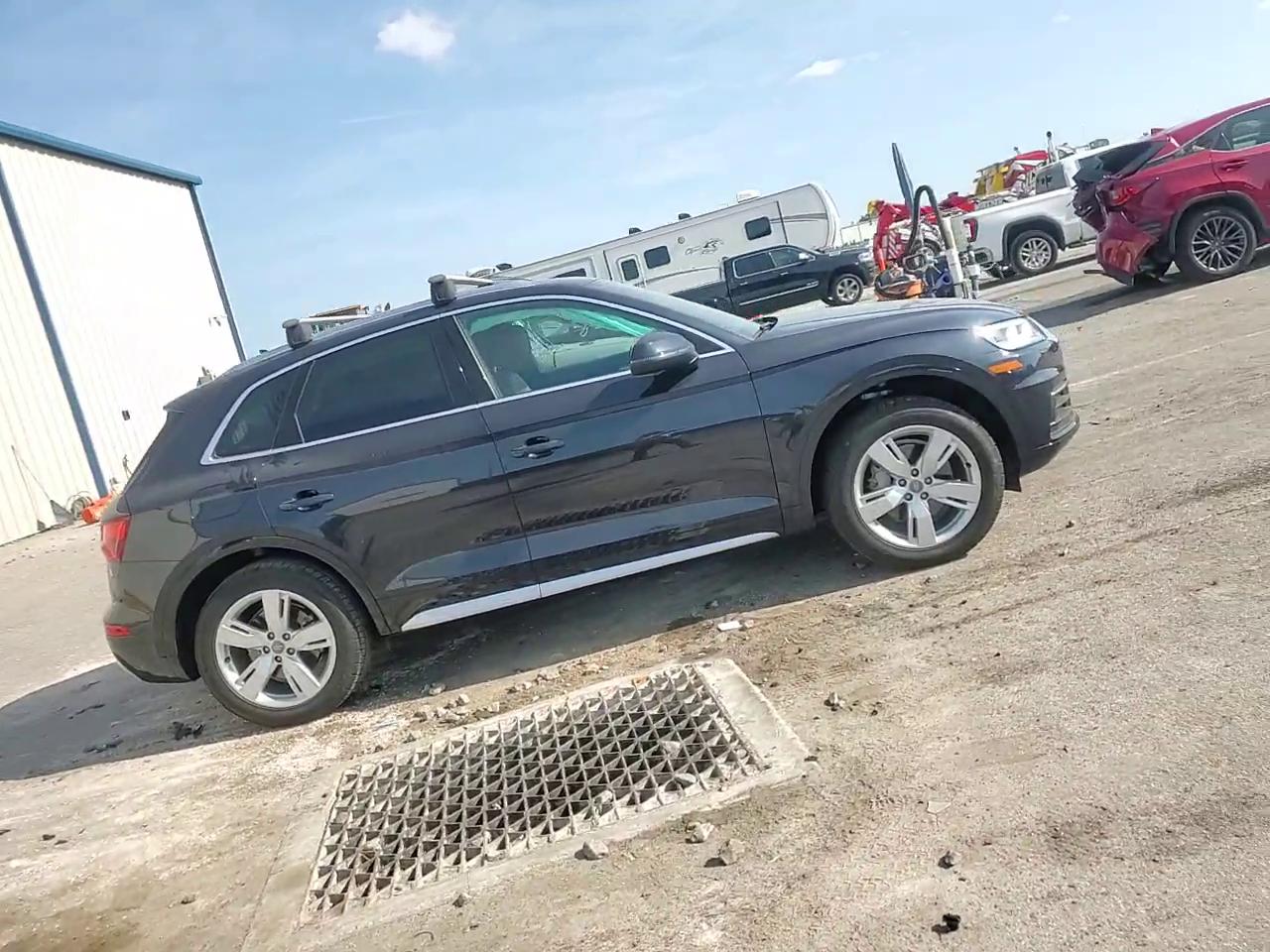 Фото: WA1BNAFY3K2127016