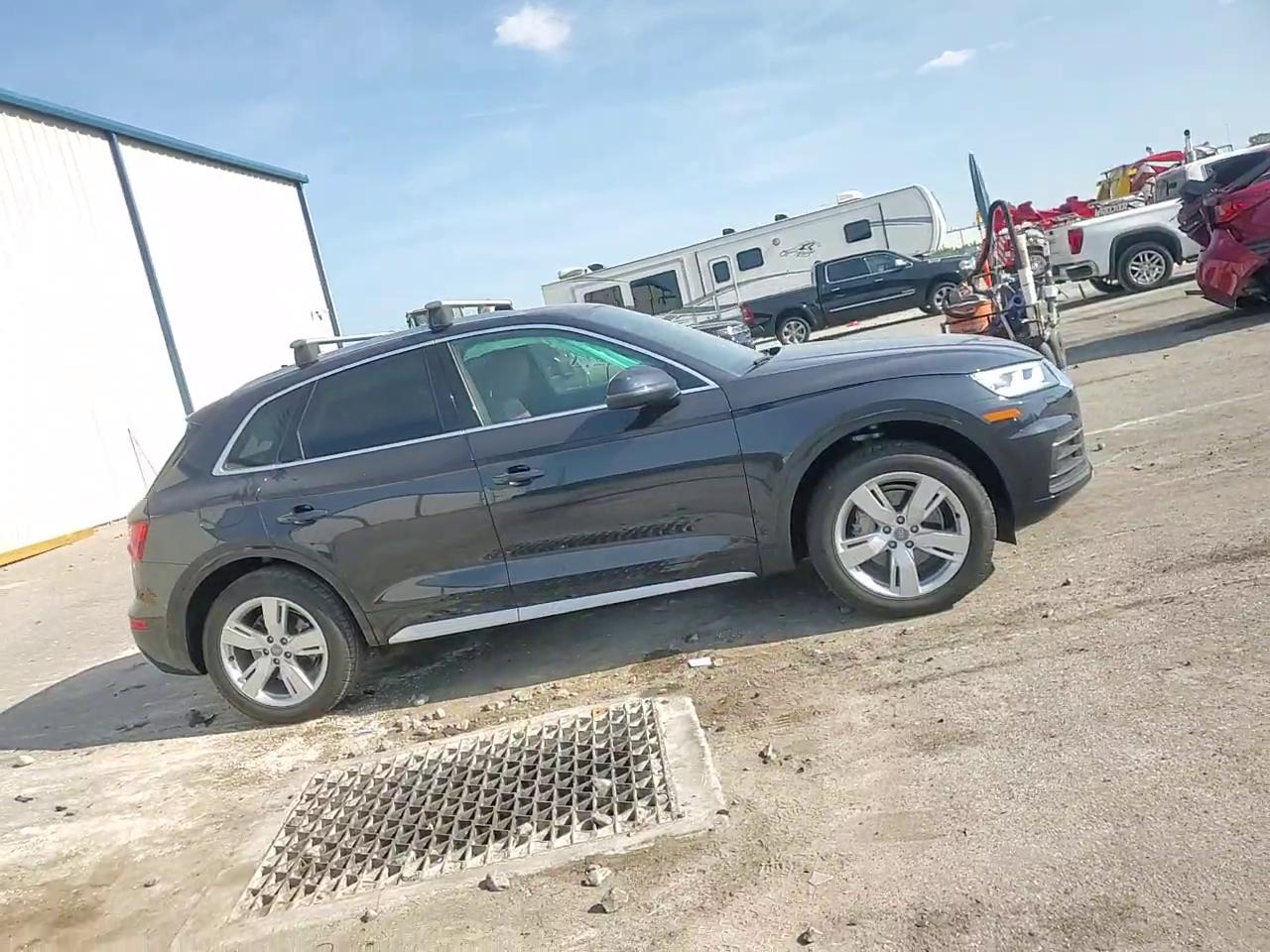 Фото: WA1BNAFY3K2127016