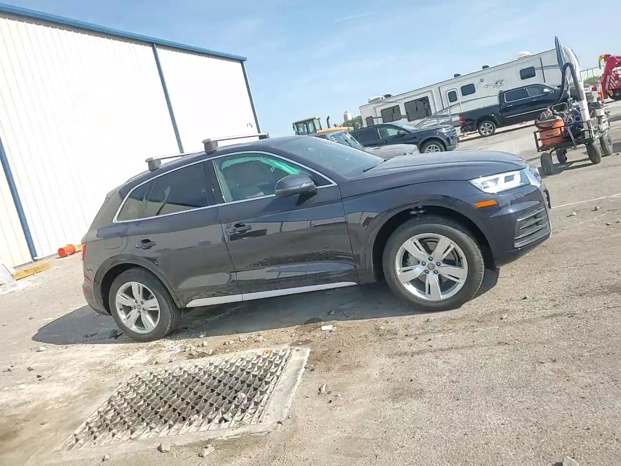 Фото: WA1BNAFY3K2127016