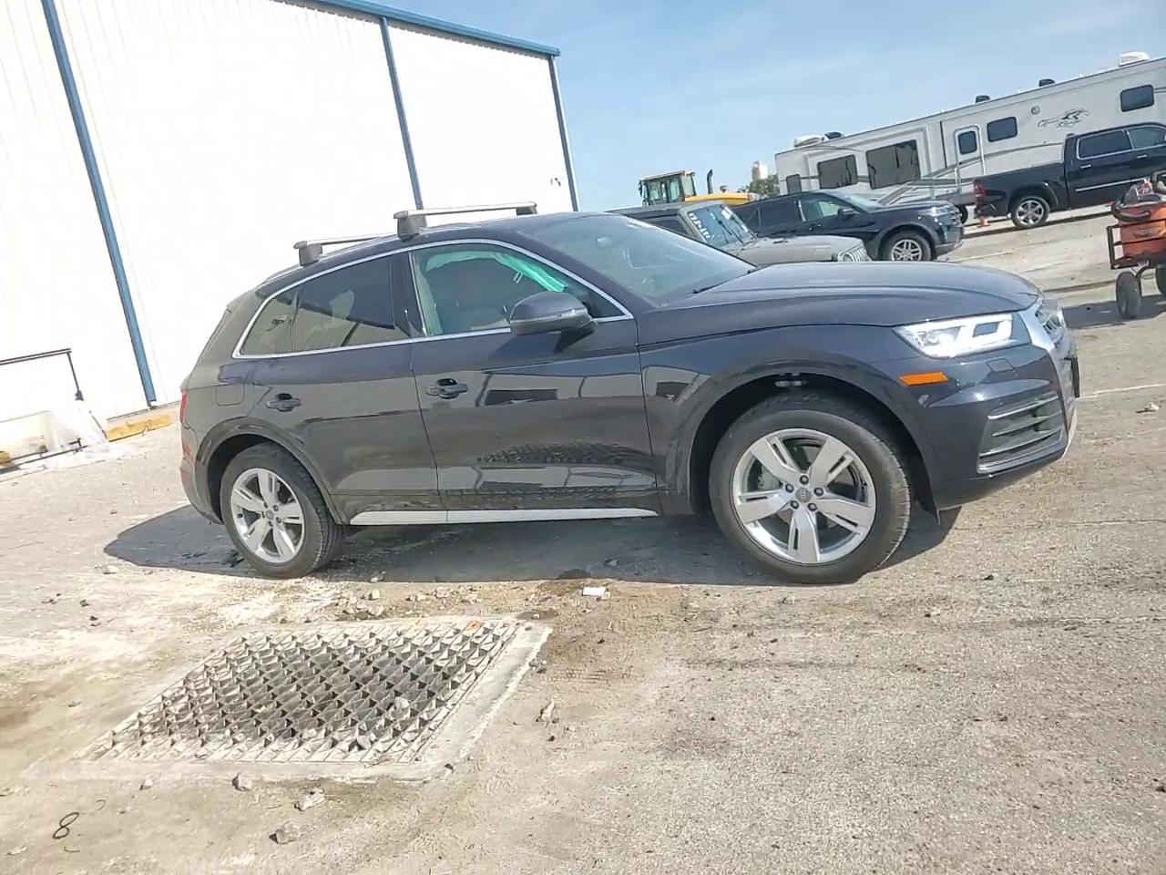 Фото: WA1BNAFY3K2127016