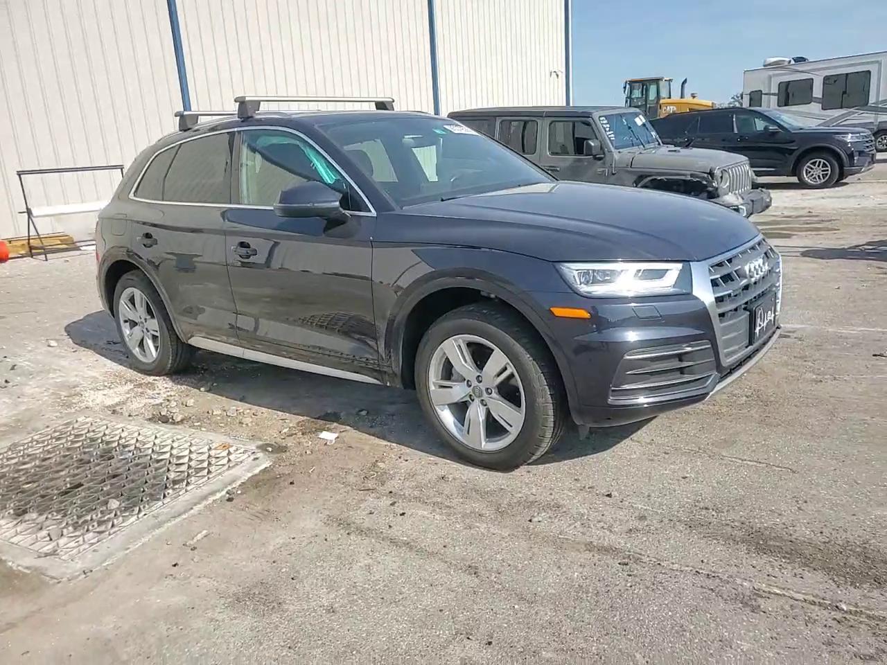 Фото: WA1BNAFY3K2127016