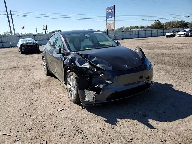 2024 Tesla Model Y VIN: 7SAYGDEE7RA275616 Lot: 91320865