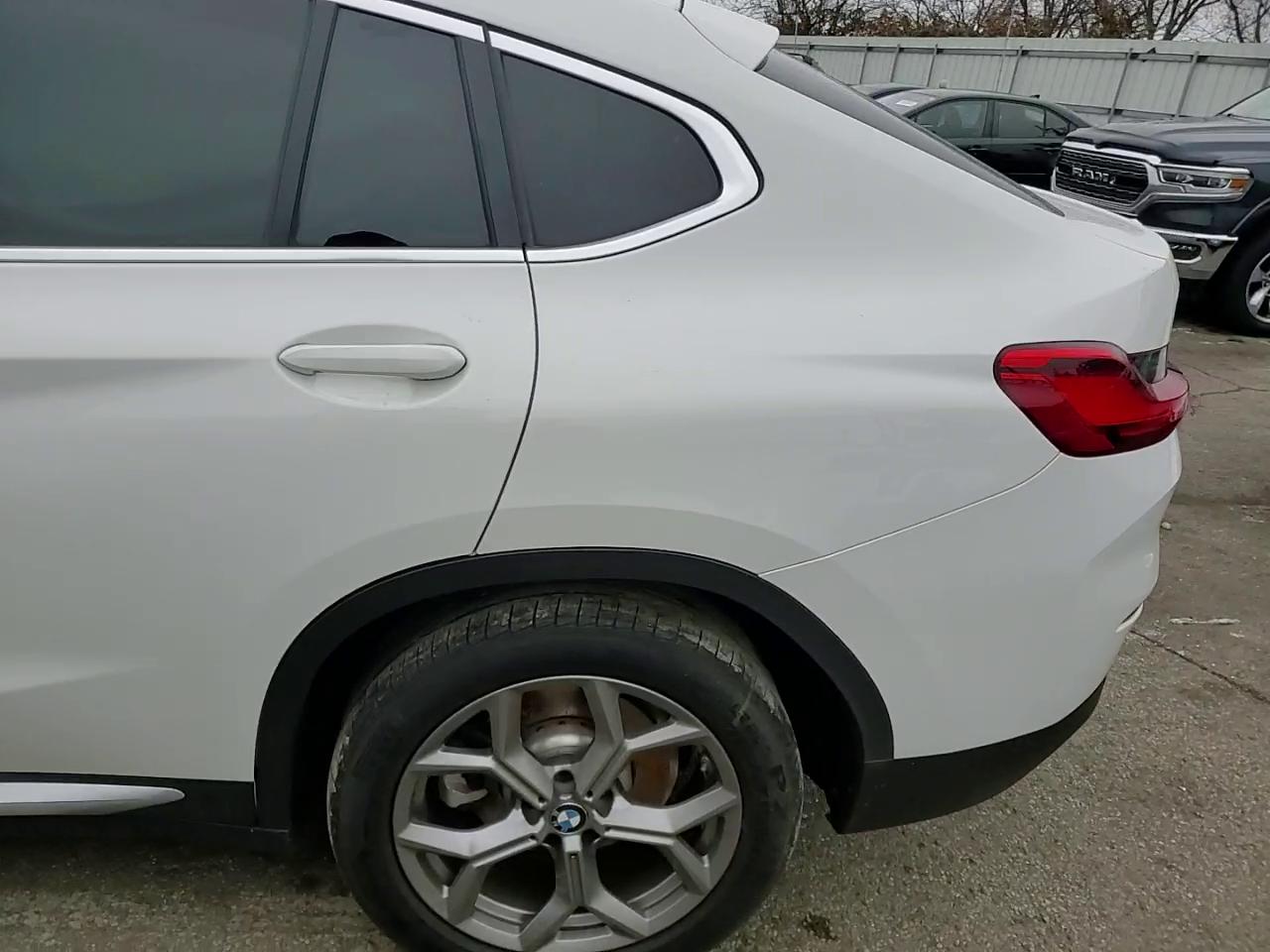 Фото: 5UX33DT04N9N05516