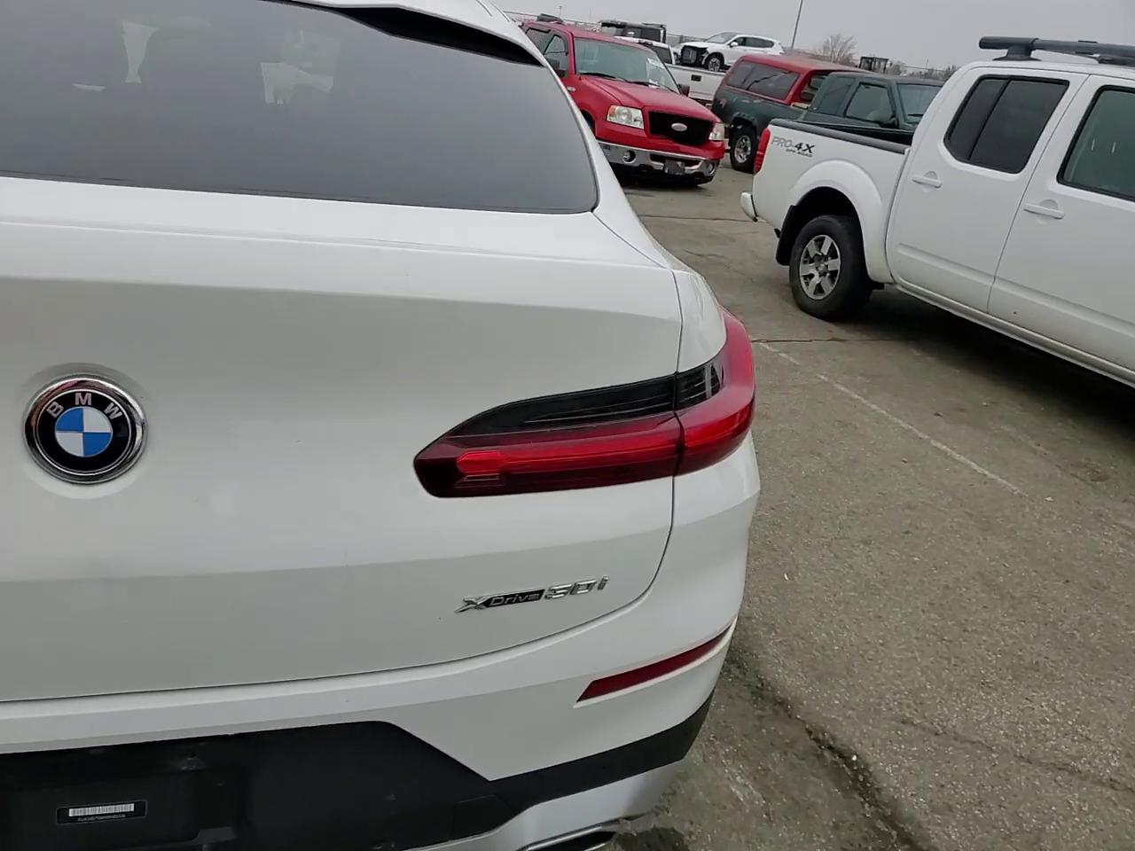 Фото: 5UX33DT04N9N05516