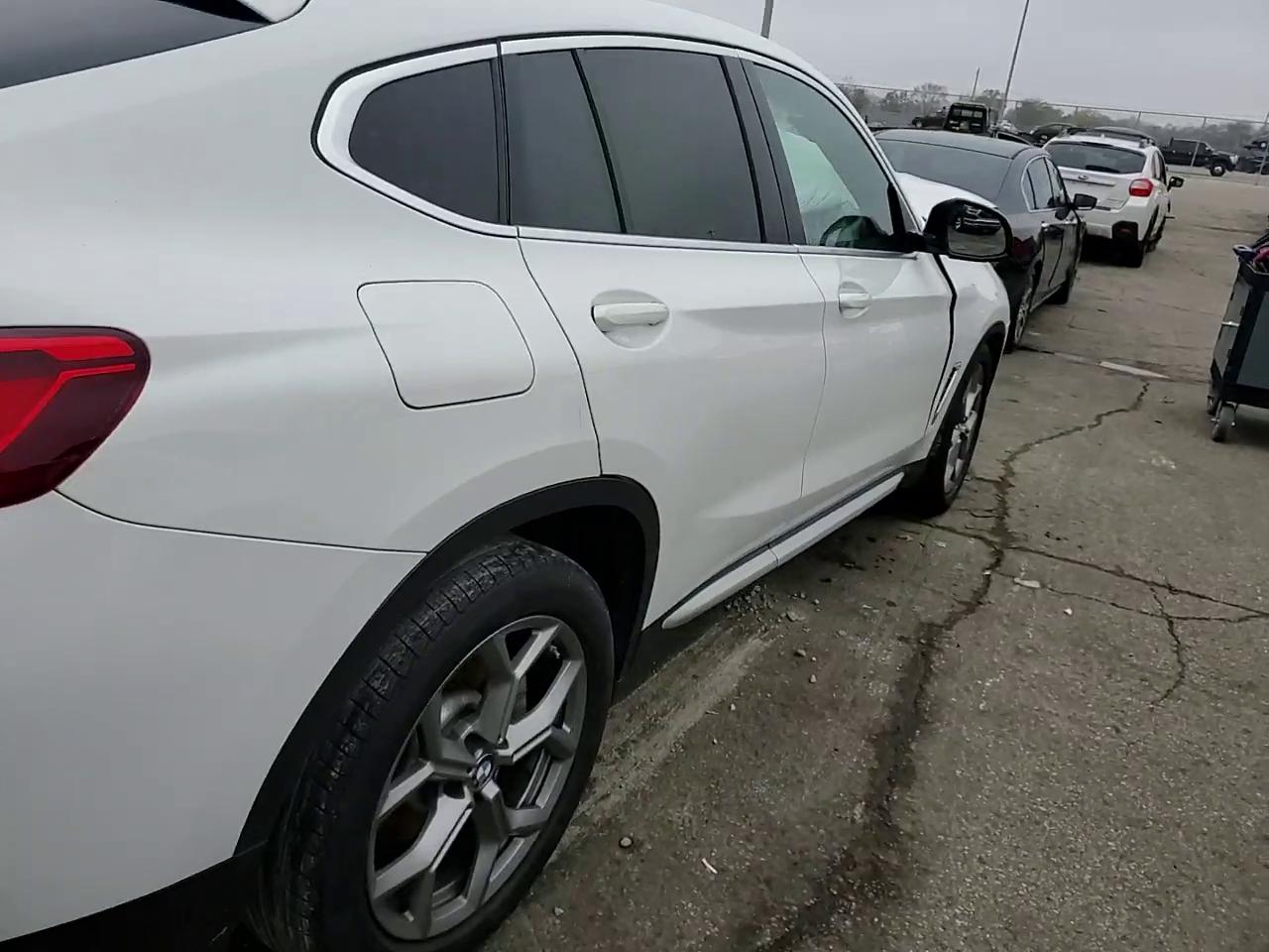 Фото: 5UX33DT04N9N05516