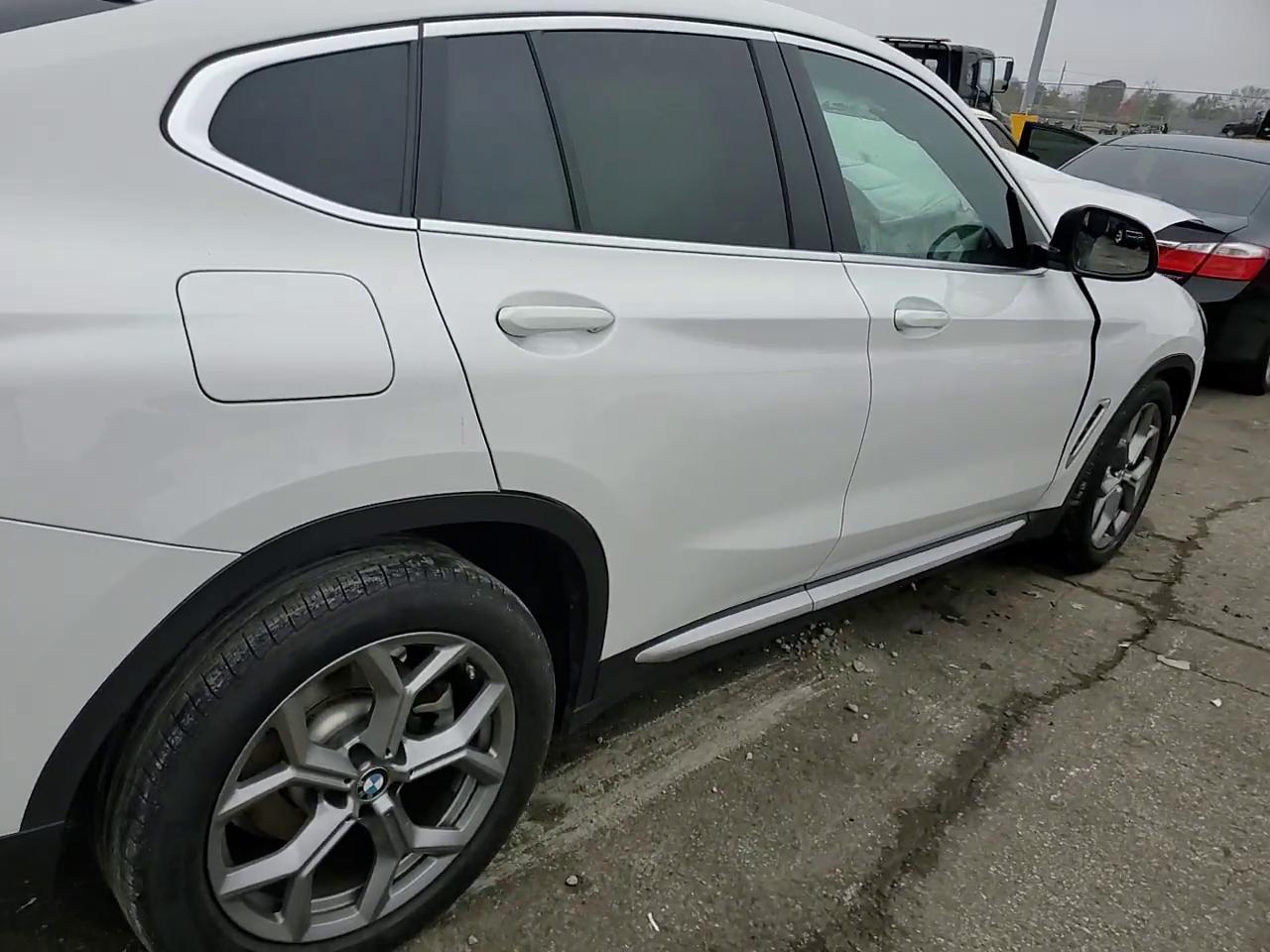 Фото: 5UX33DT04N9N05516