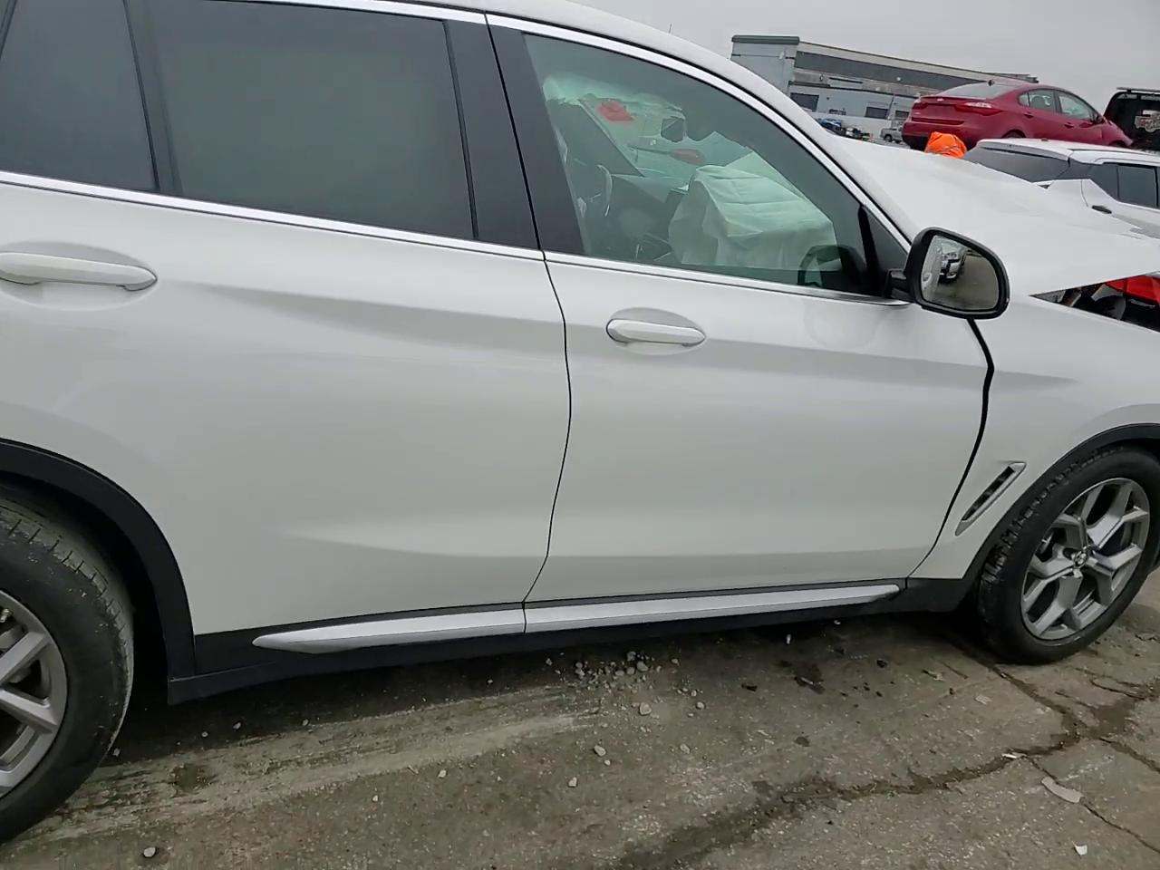 Фото: 5UX33DT04N9N05516