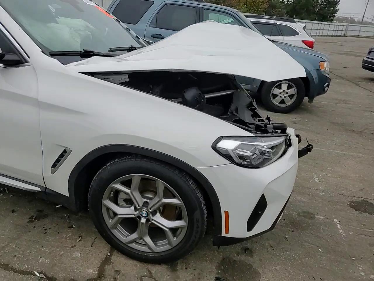 Фото: 5UX33DT04N9N05516