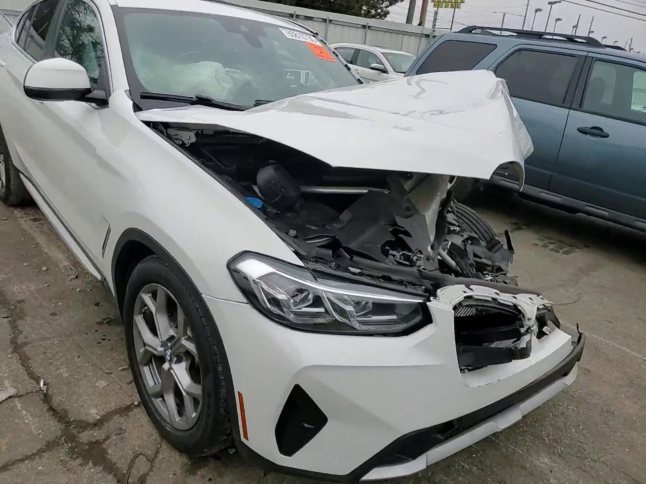 Фото: 5UX33DT04N9N05516