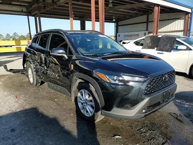 2024 Toyota Corolla Cross Le VIN: 7MUBAAAG9RV088263 Lot: 93032095