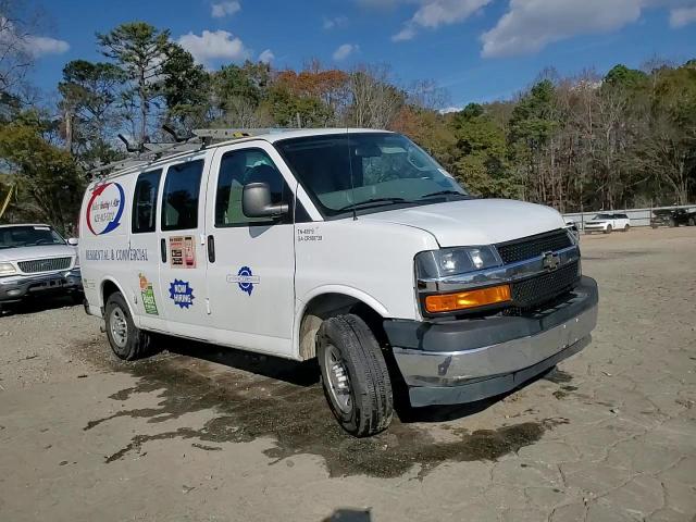 2017 Chevrolet Express G2500 VIN: 1GCWGAFG2H1120114 Lot: 93751595
